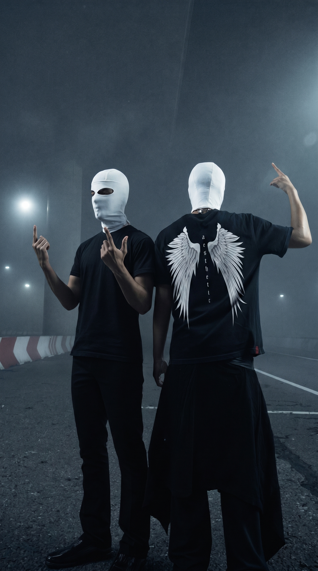 Wings tee worn — Aesthetic